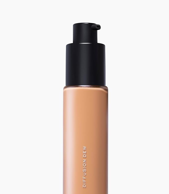 MAKE Beauty - Diffusion Dew - Radiant Skin Tint (Caramel 08)