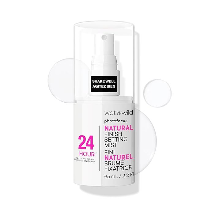wet n wild Photo Focus Setting Mist, 24HR Wear, Lightweight & Nourishing with Provitamin B5 & E, Suitable for All Skin Types, Cruelty-Free & Vegan- Matte Finish