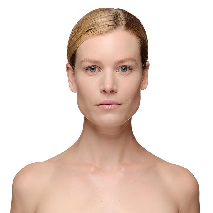 YENSA Super Serum Silk Powder Foundation - Matte Foundation Makeup to Blur and Smooth Pores - Provides a Radiant and More Even Skin Tone for a Natural, Healthy Glow - Light 1 (0.35 oz)